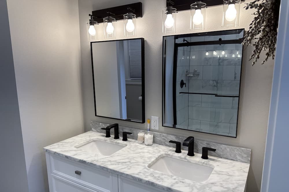 Photo of Bathroom in Mossyrock