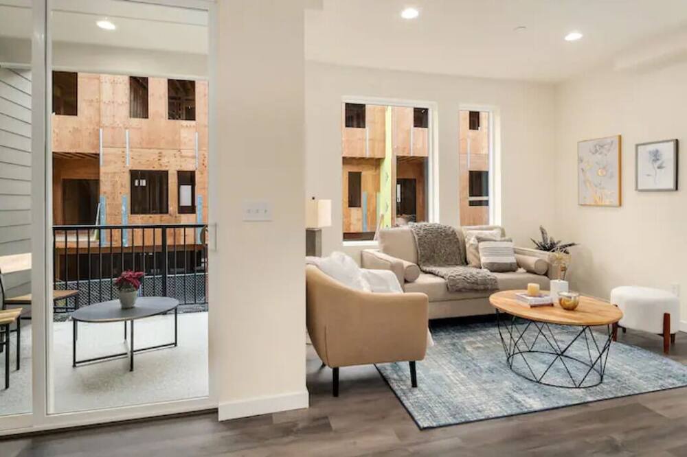 Photo of Livingroom in Burien