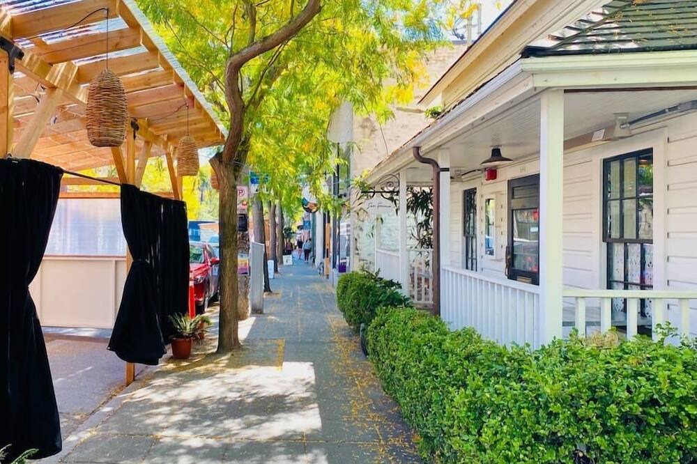 Photo of Outdoor in Whittier Heights