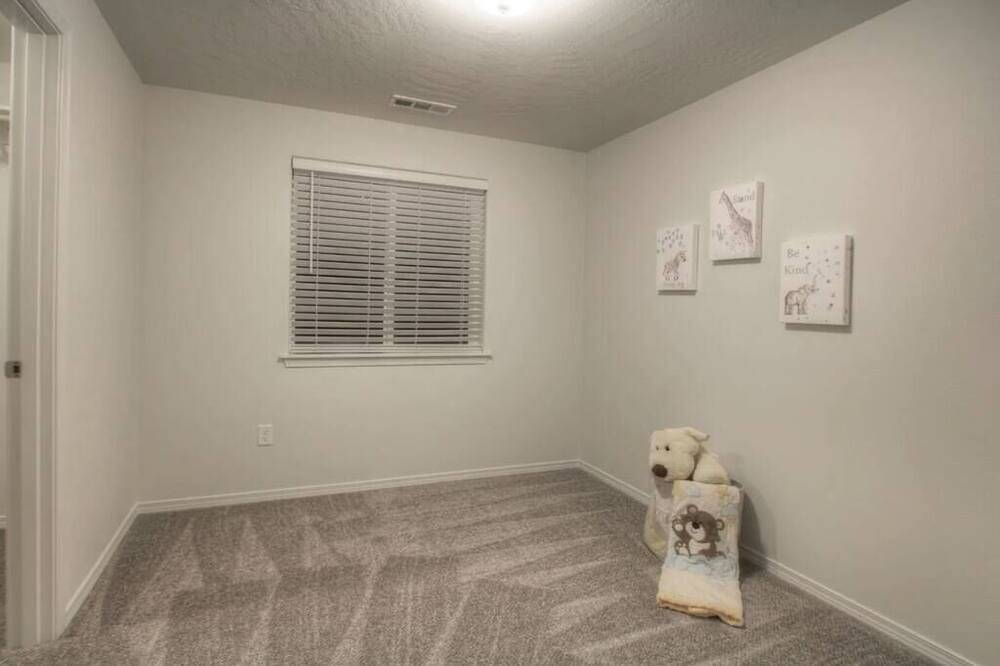 Photo of Bedroom in South Richland