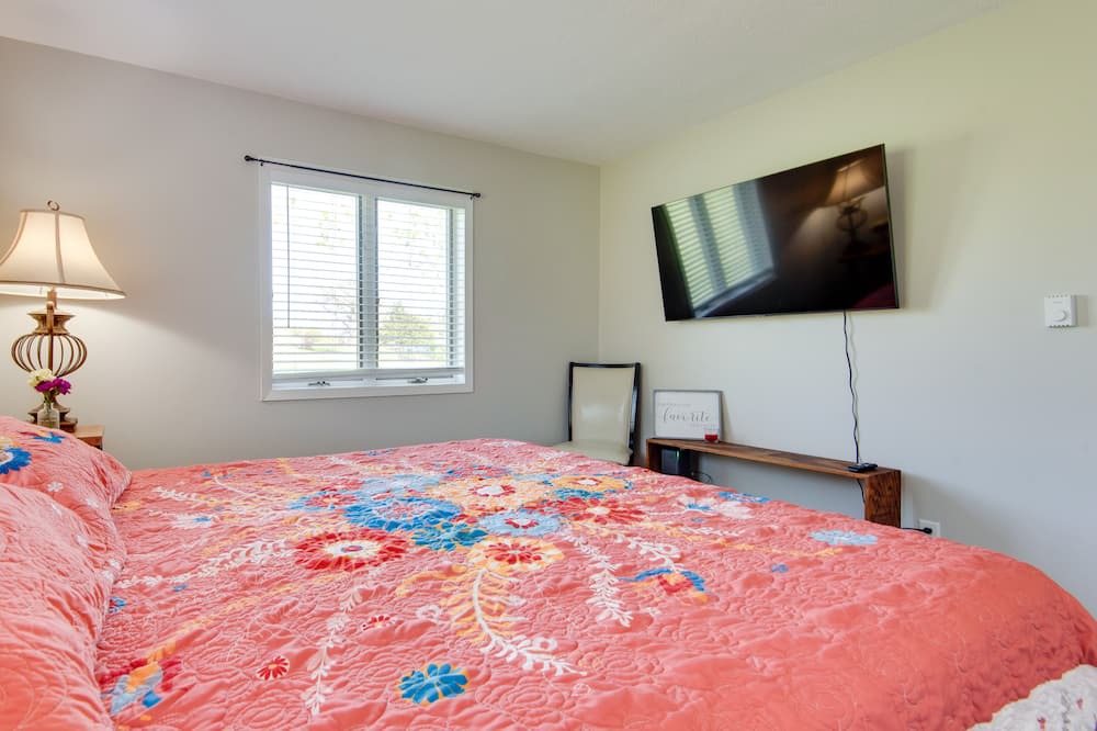 Photo of Bedroom in Steamboat Rock