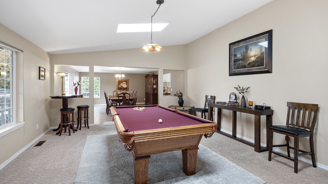 Photo of Bedroom in Edgewood