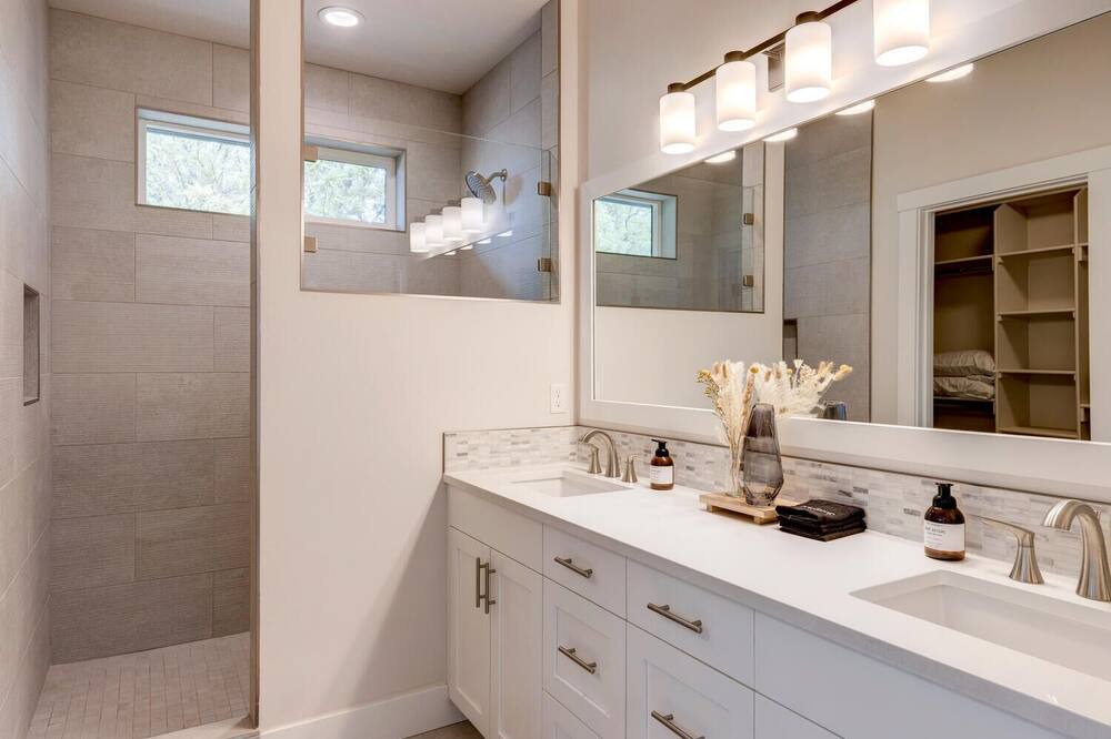 Photo of Bathroom in West Valley
