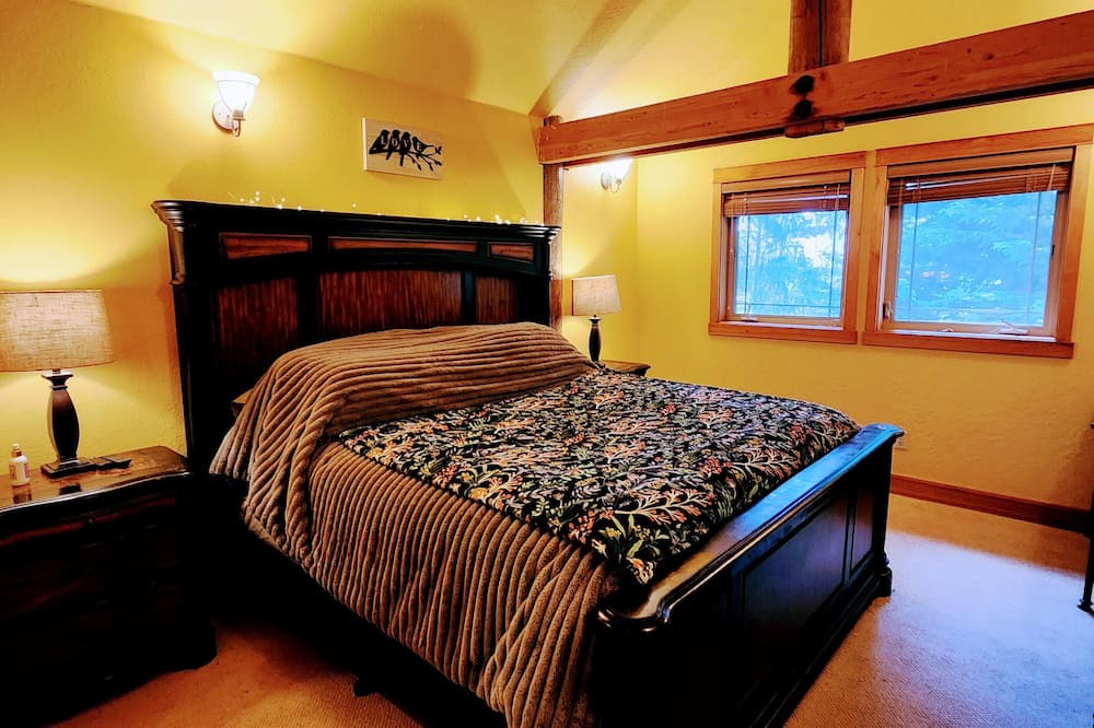 Photo of Bedroom in Gig Harbor
