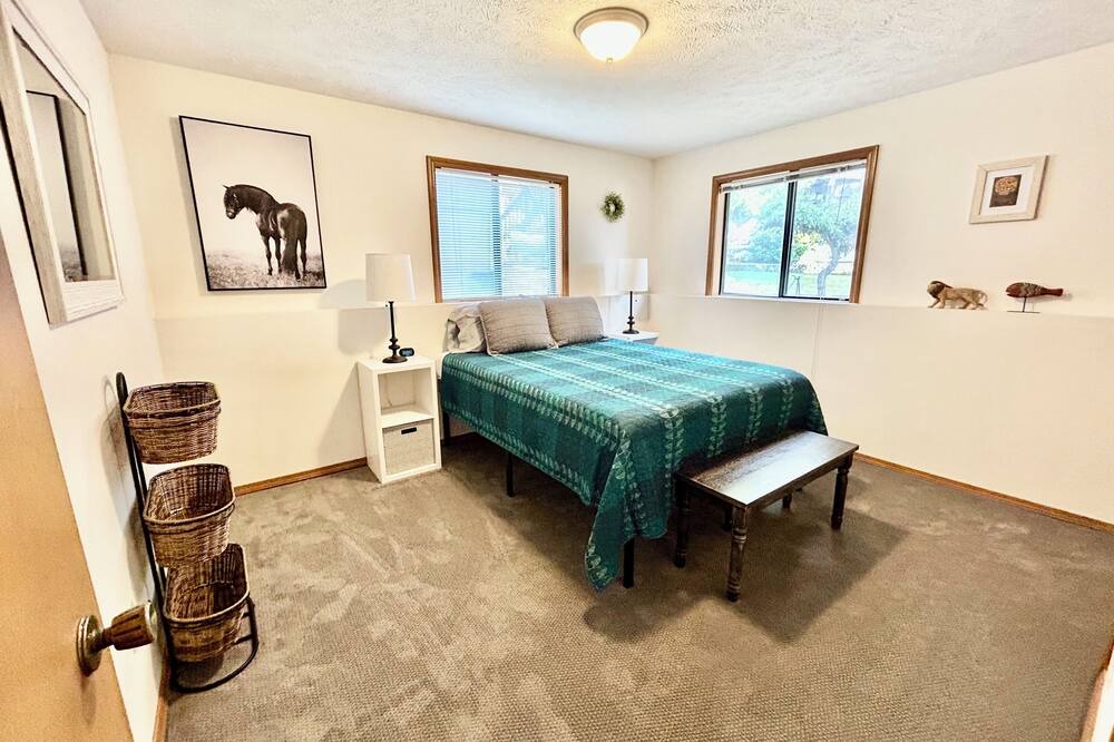 Photo of Bedroom in Newman Lake