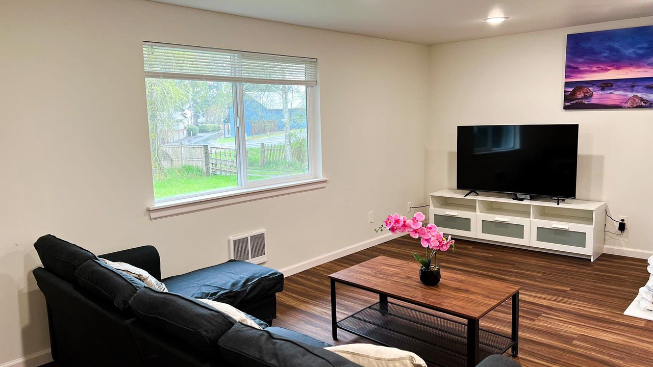 Photo of Livingroom in Potlatch