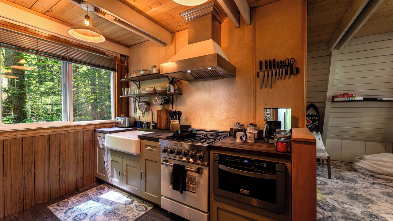 Photo of Kitchen in Skykomish