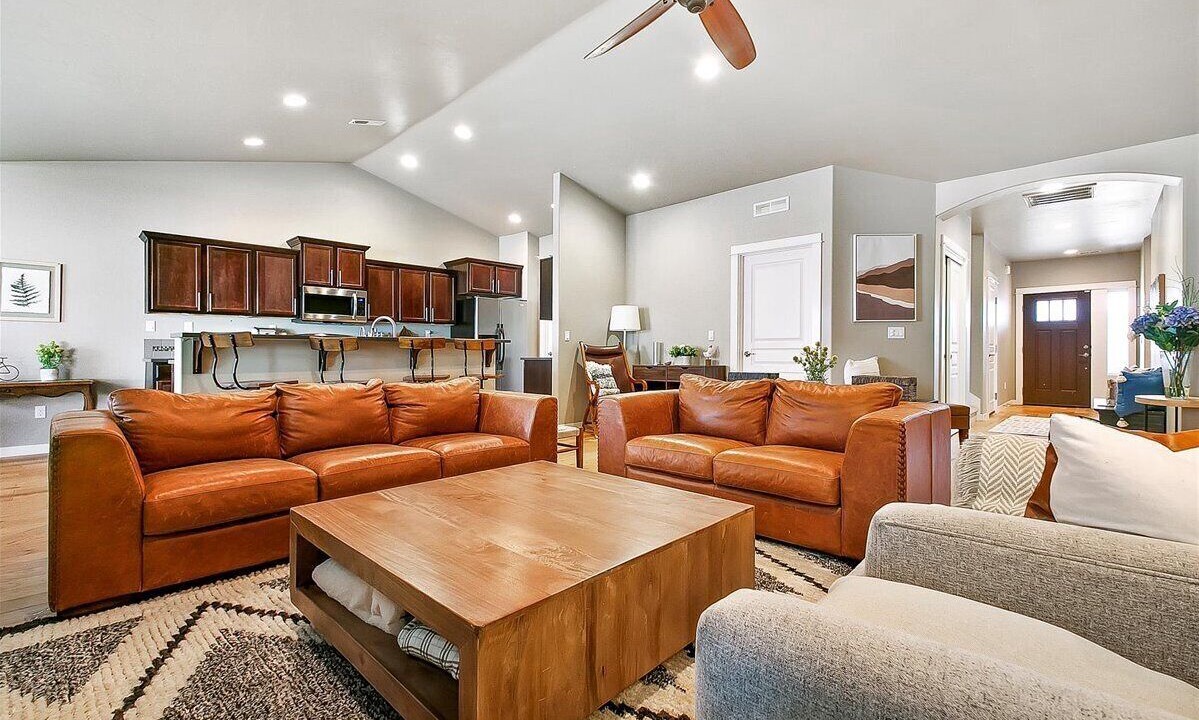 Photo of Livingroom in Southwest Ada County Alliance