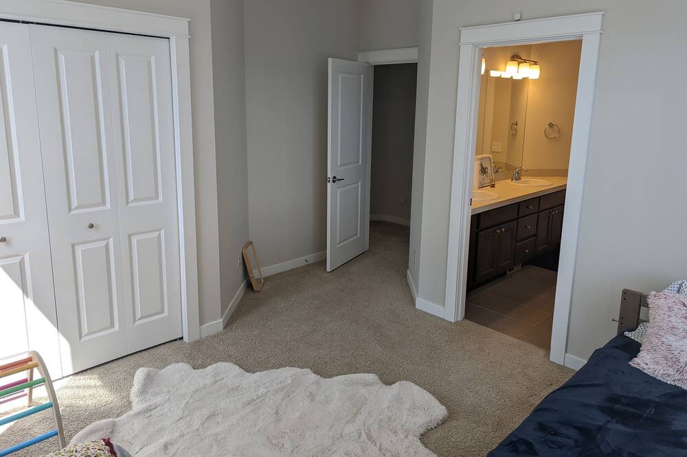 Photo of Bedroom in Sammamish