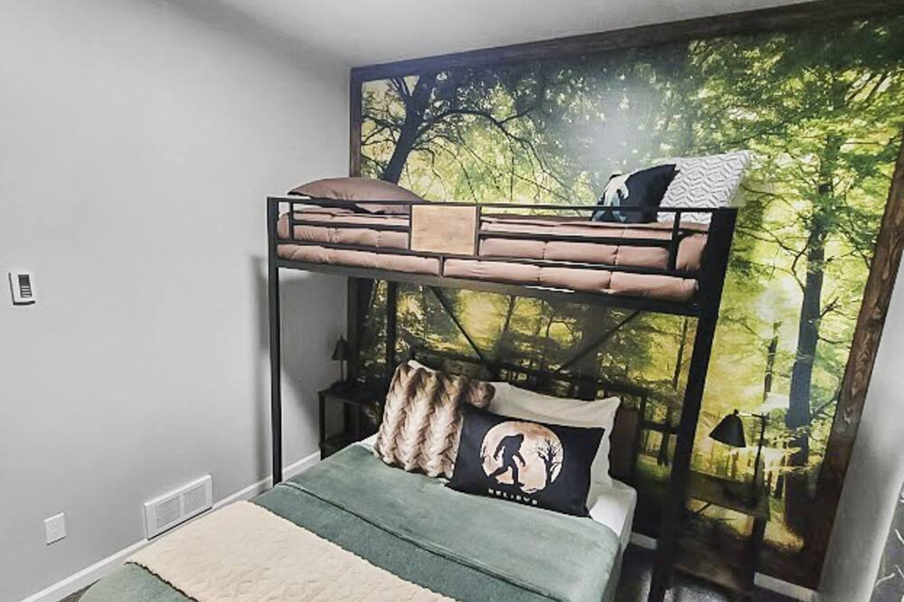 Photo of Bedroom in Blachly