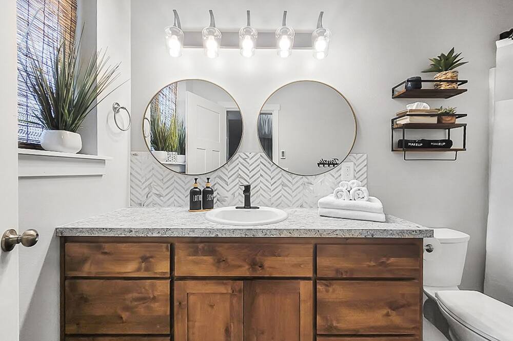 Photo of Bathroom in Blachly