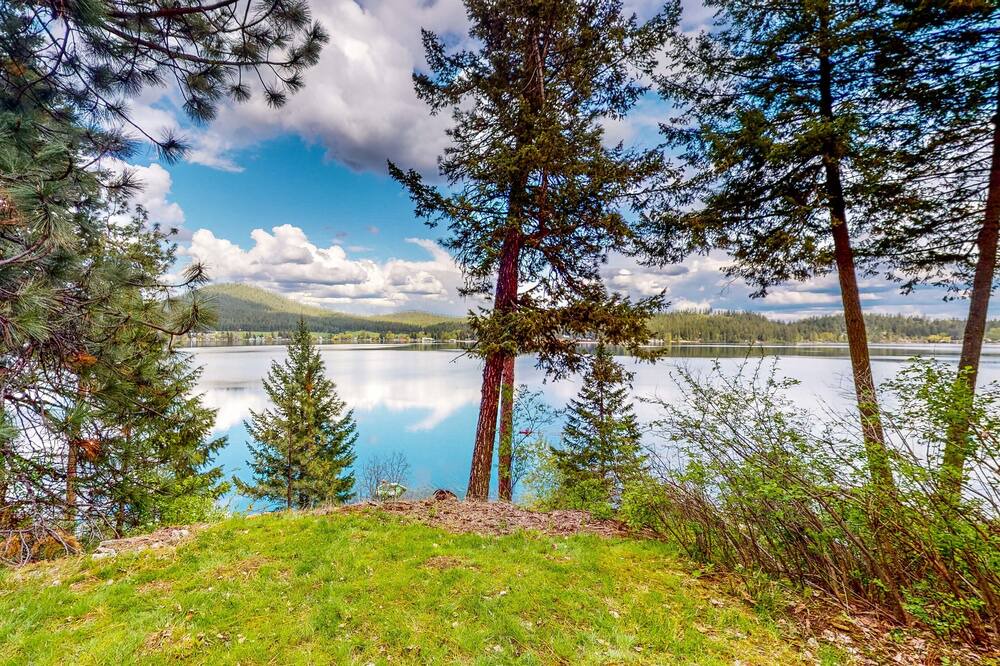 Photo of Others in Loon Lake