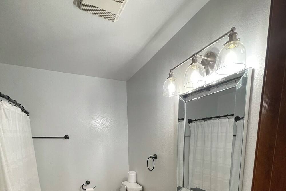 Photo of Bathroom in Coupeville