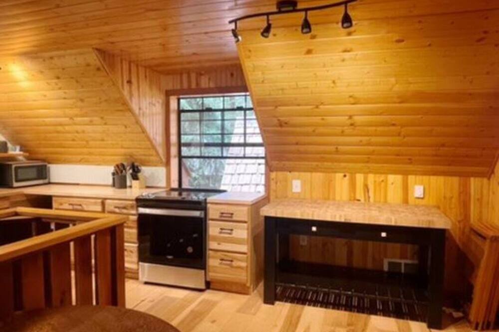 Photo of Kitchen in Enumclaw