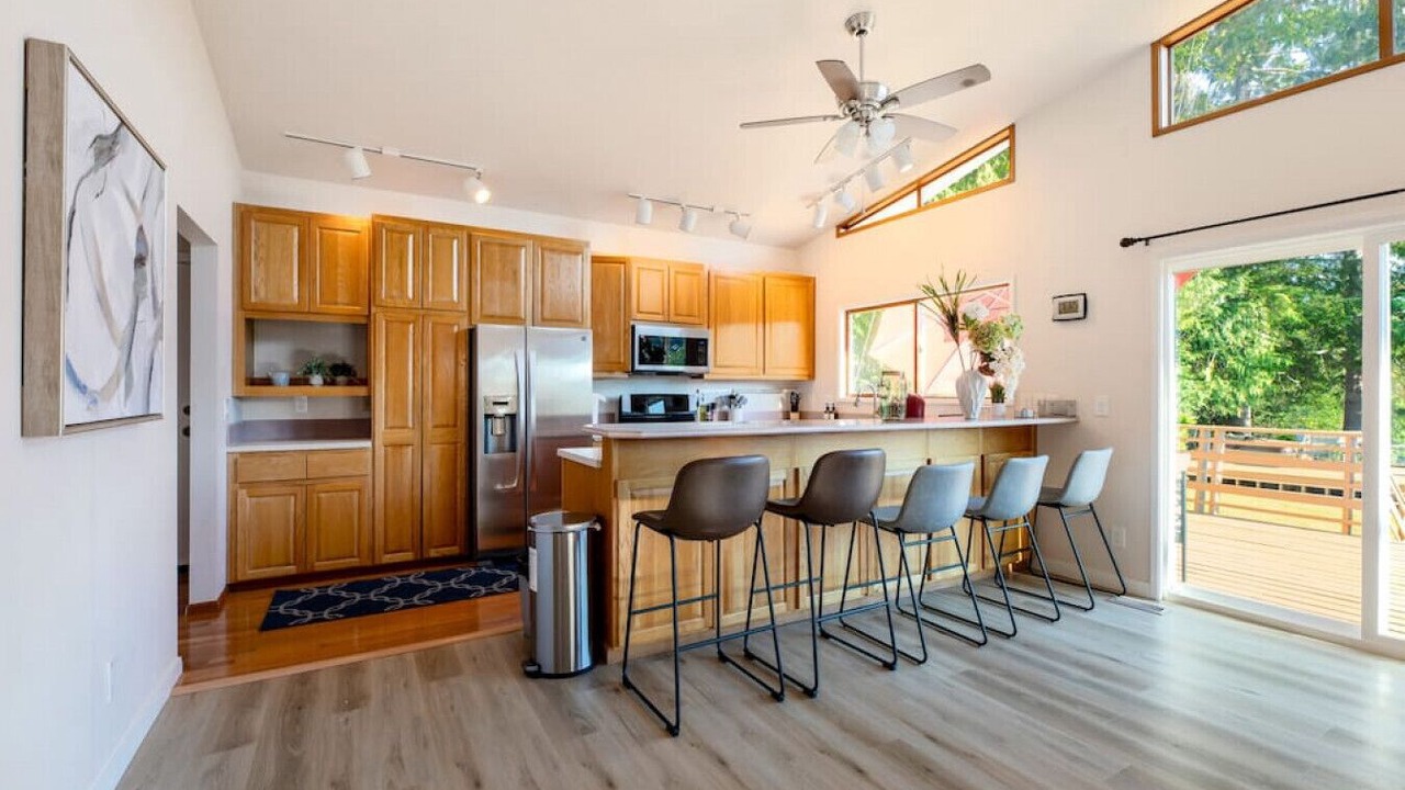 Photo of Kitchen in Maple Heights-Lake Desire