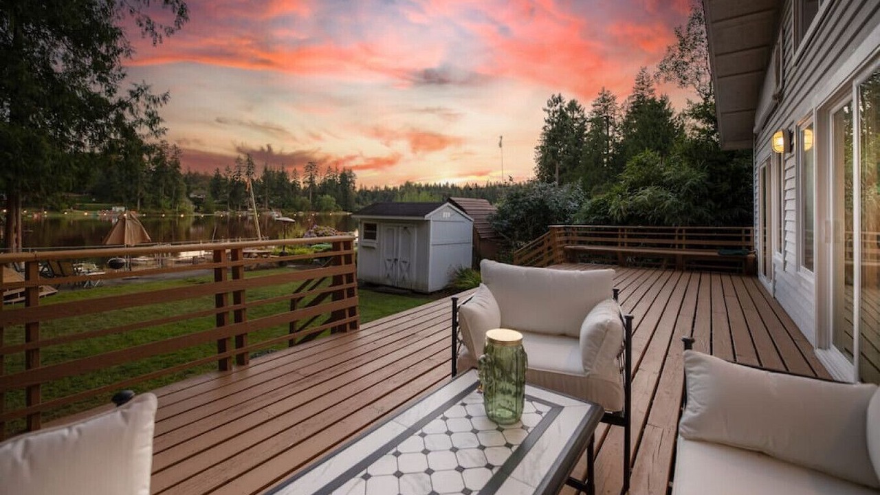 Photo of Outdoor in Maple Heights-Lake Desire