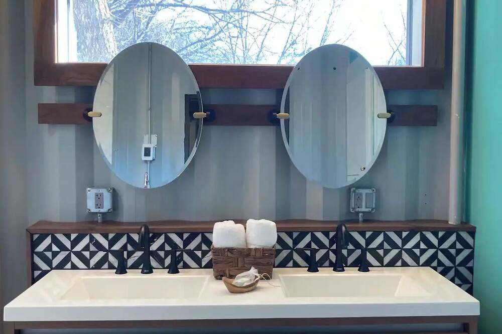 Photo of Bathroom in Fort Calhoun