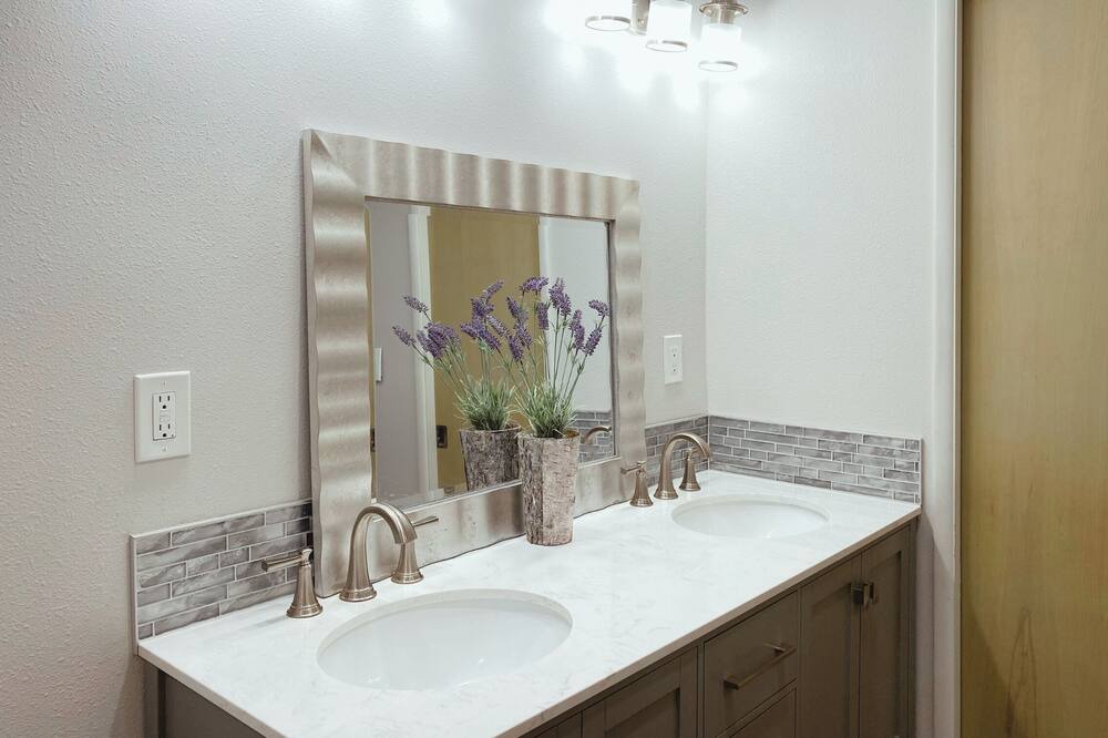Photo of Bathroom in Gresham