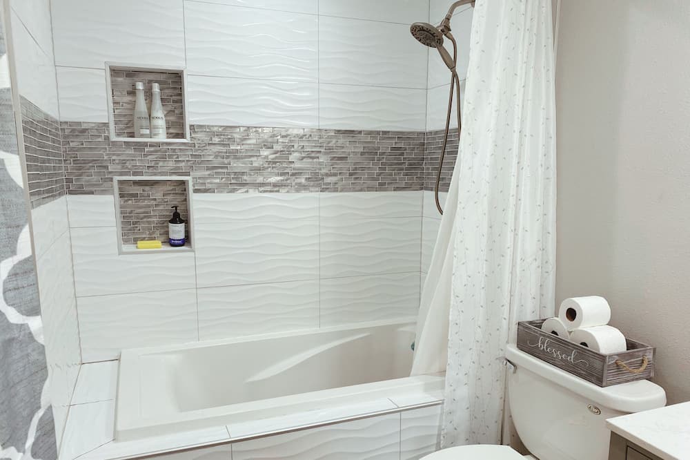 Photo of Bathroom in Gresham