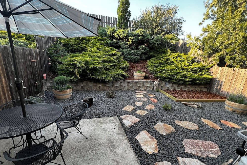 Photo of Outdoor in Pullman