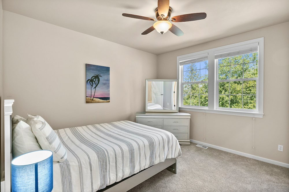 Photo of Bedroom in Puyallup