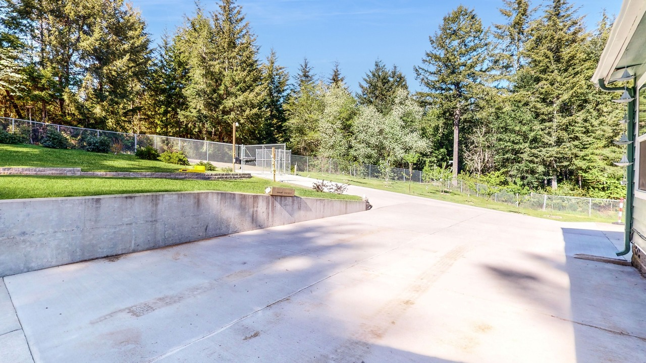 Photo of Outdoor in Longbranch