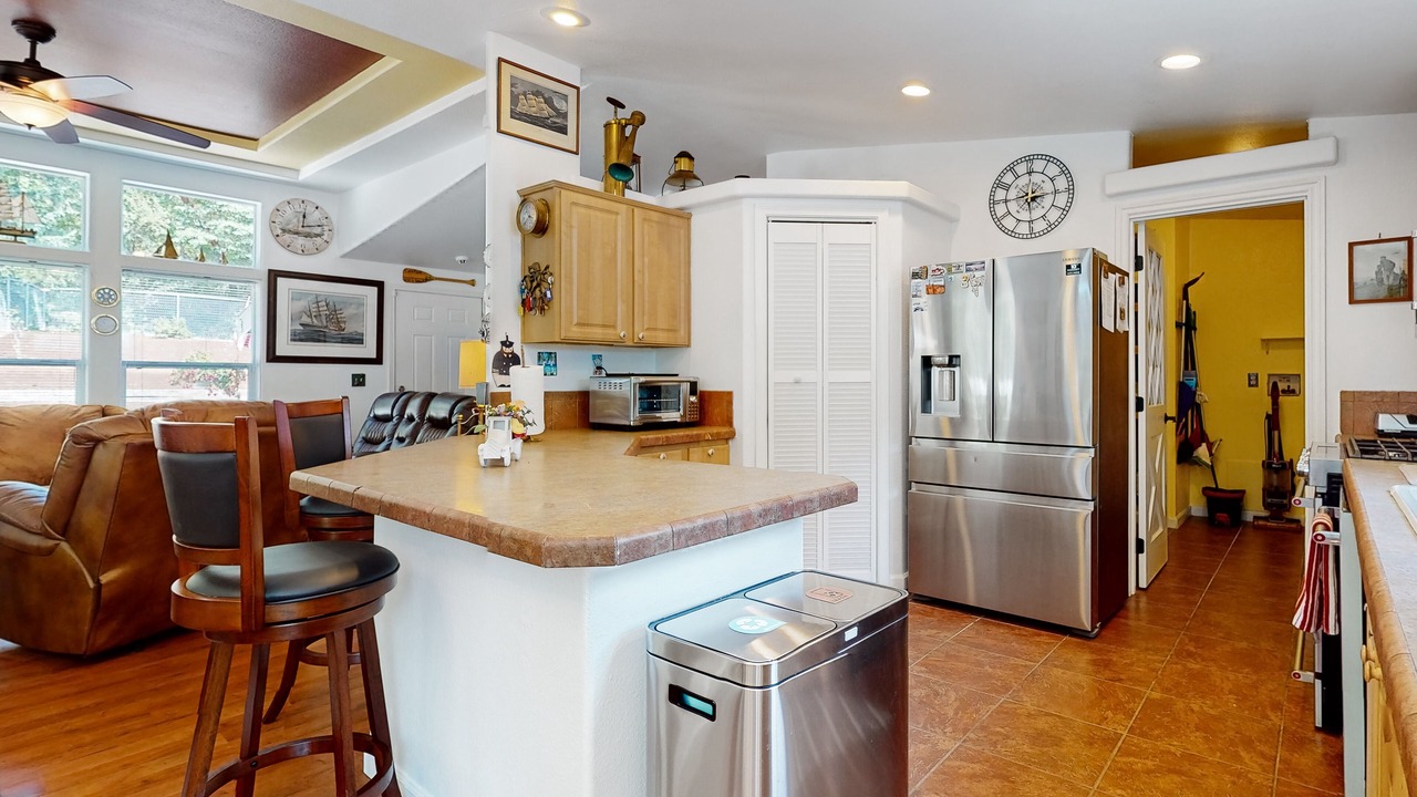 Photo of Kitchen in Longbranch