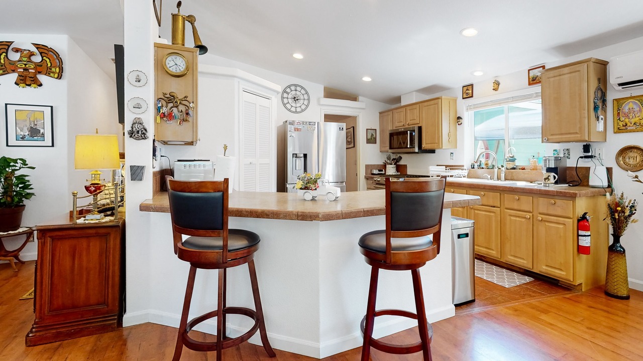 Photo of Kitchen in Longbranch