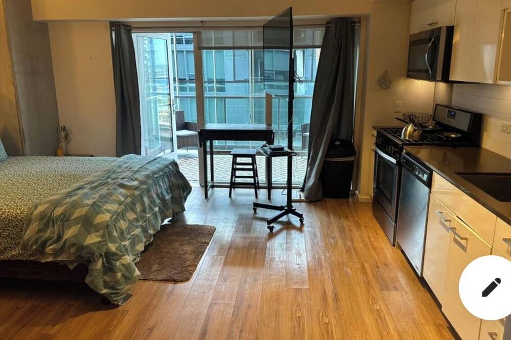 Photo of Bedroom in South Lake Union