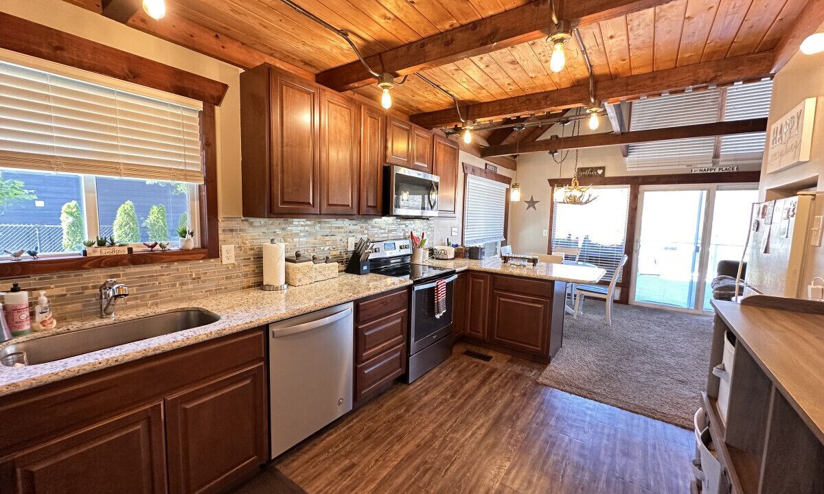 Photo of Kitchen in Sunland Estates