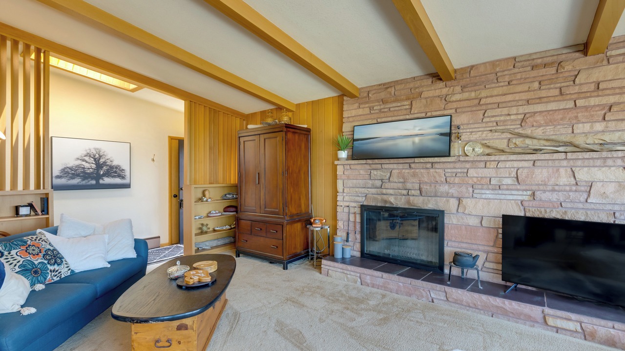 Photo of Livingroom in Point Roberts