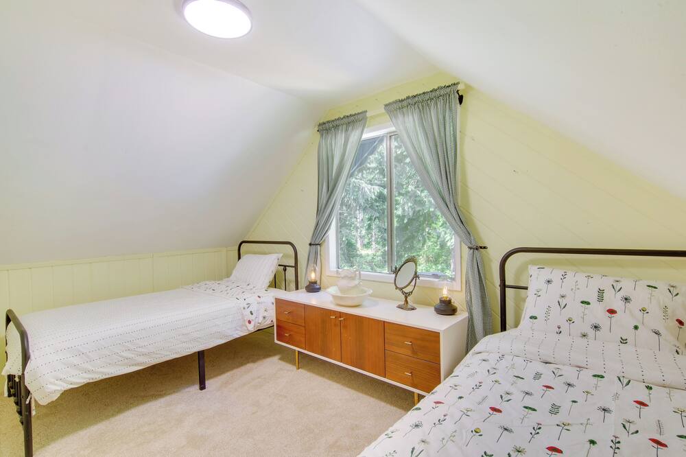 Photo of Bedroom in Baring
