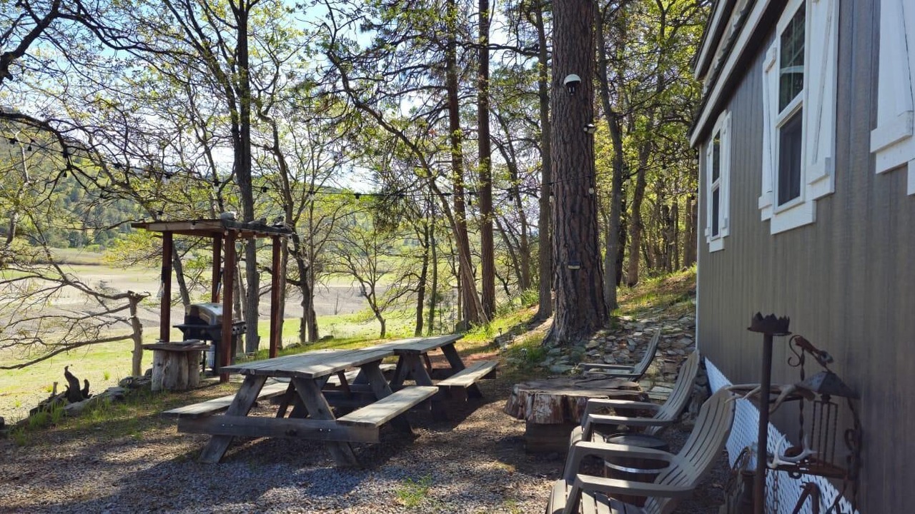 Photo of Outdoor in Montague