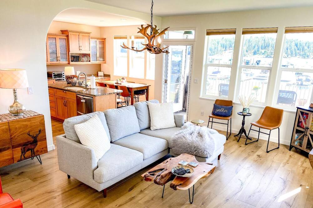 Photo of Livingroom in Hope