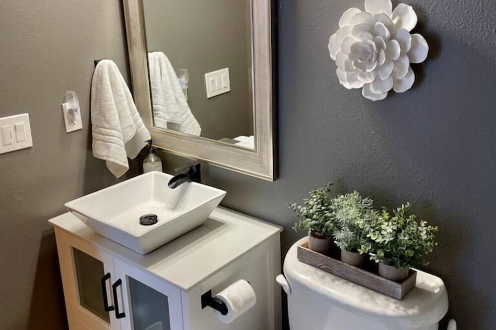 Photo of Bathroom in Hope
