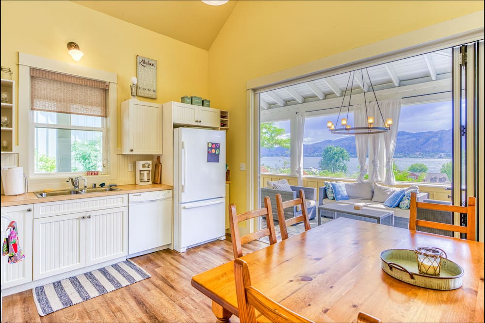 Photo of Kitchen in Oroville