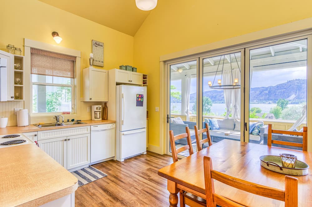 Photo of Kitchen in Oroville