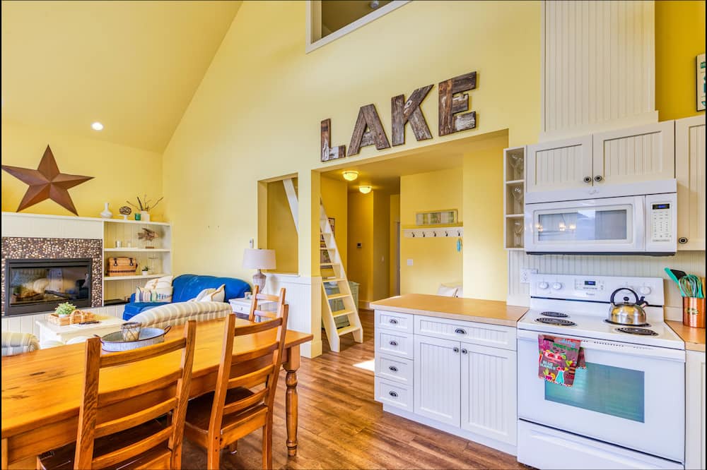 Photo of Kitchen in Oroville