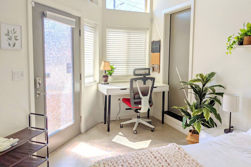 Photo of Bedroom in Whittier Heights