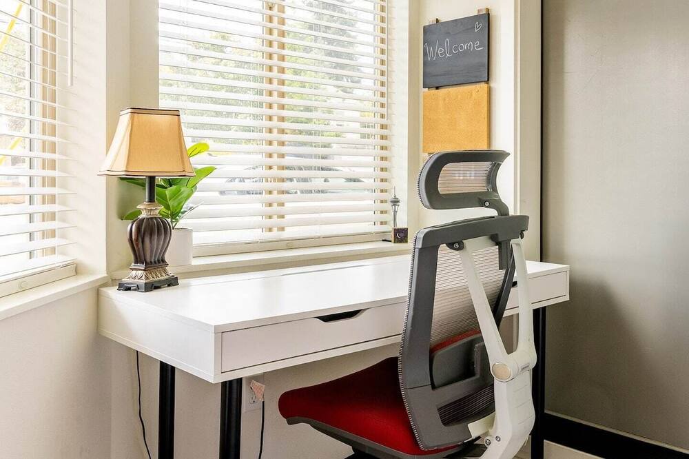 Photo of Bedroom in Whittier Heights