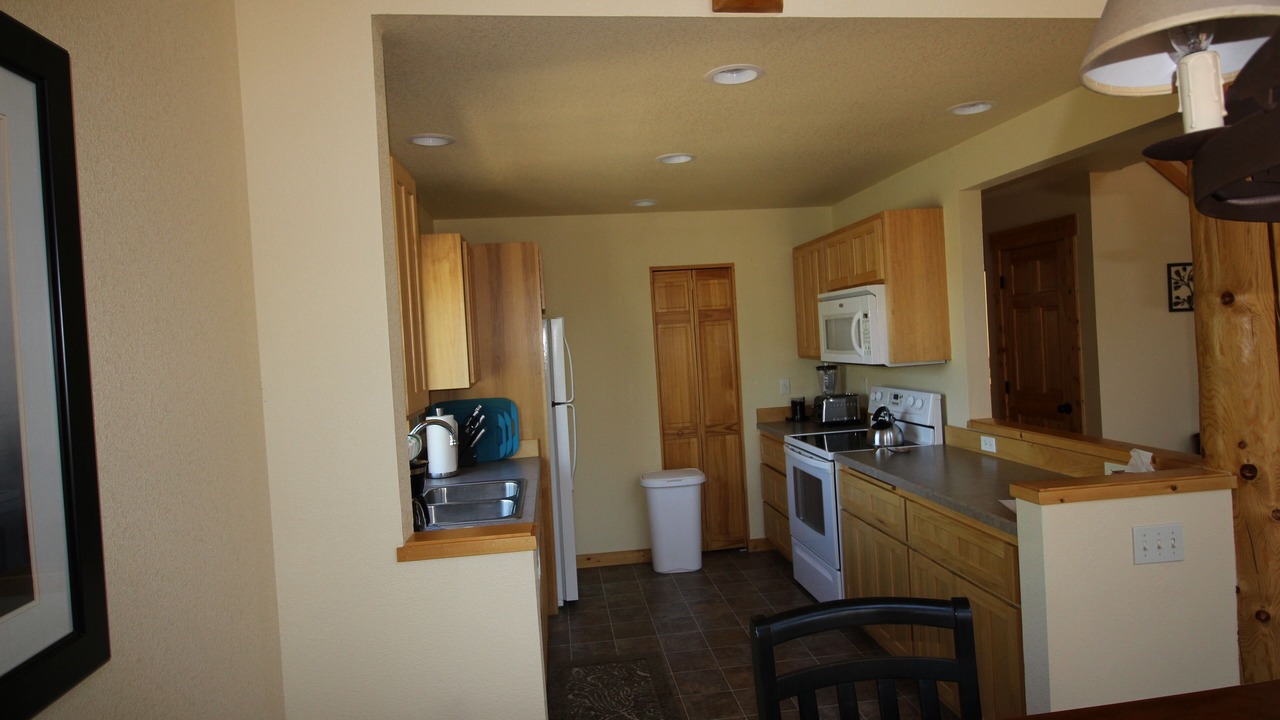 Photo of Kitchen in Klamath Falls