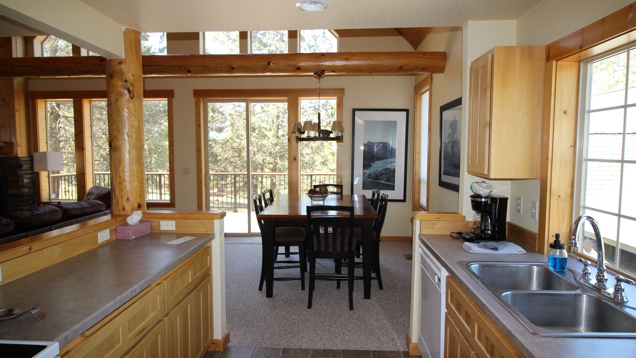Photo of Kitchen in Klamath Falls