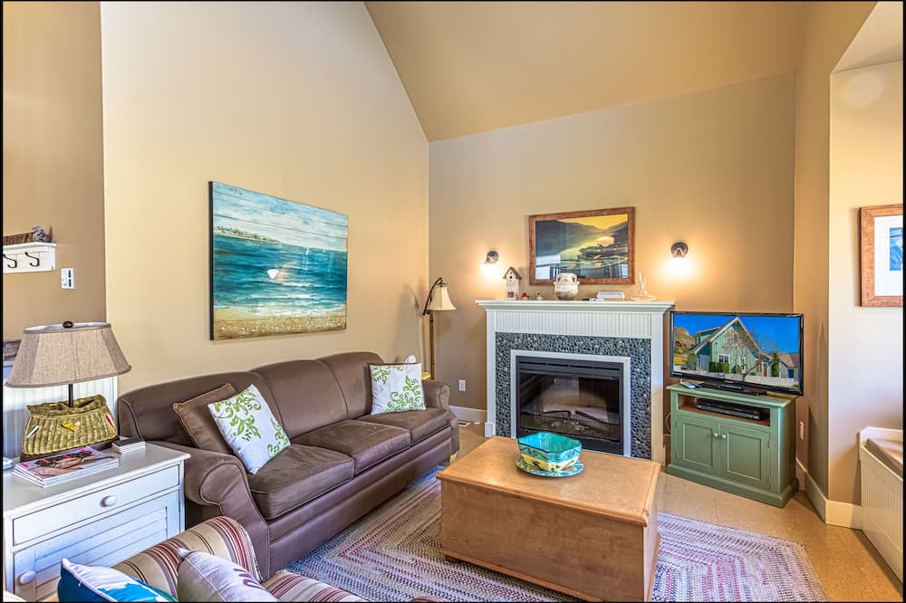 Photo of Livingroom in Oroville