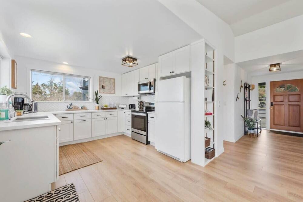 Photo of Kitchen in Coupeville