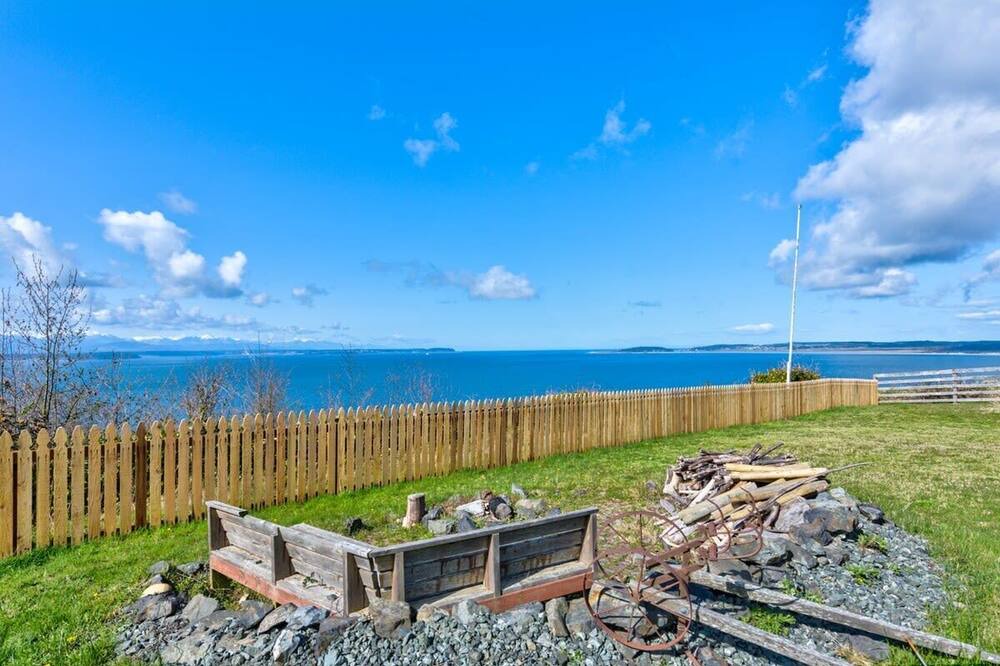 Photo of Outdoor in Coupeville