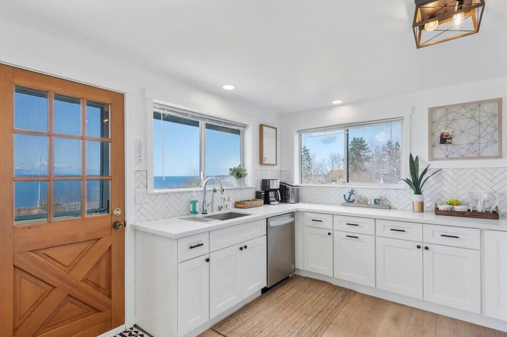 Photo of Kitchen in Coupeville