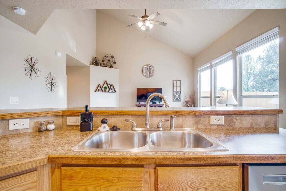 Photo of Bedroom in West Valley
