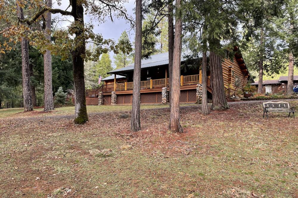 Photo of Outdoor in Grants Pass