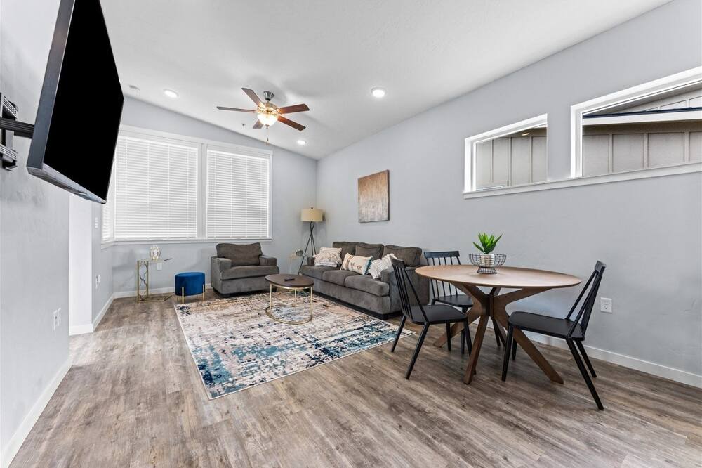 Photo of Livingroom in Boise