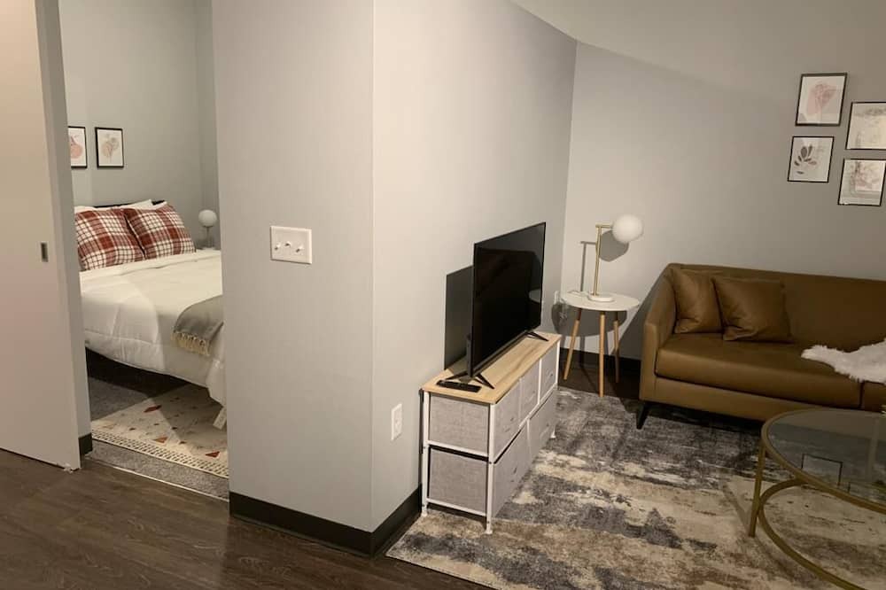 Photo of Bedroom in Des Moines